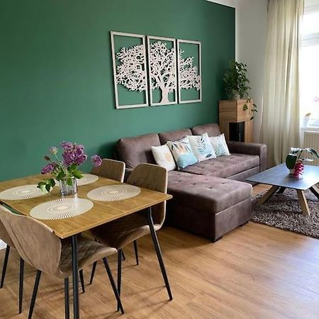 2-Zimmer Zentral In Ferdinandshof, Wlan Modern Екстер'єр фото