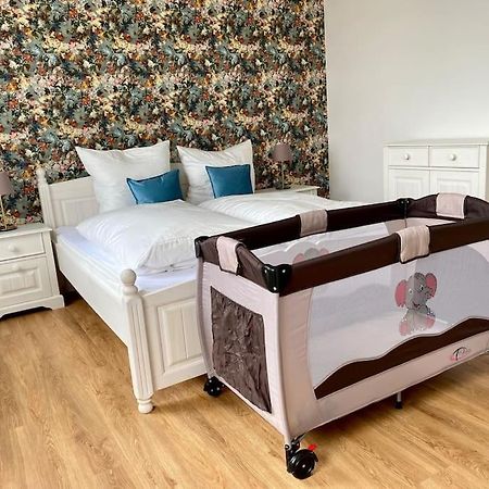 2-Zimmer Zentral In Ferdinandshof, Wlan Modern Екстер'єр фото