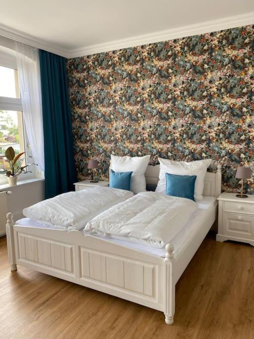 2-Zimmer Zentral In Ferdinandshof, Wlan Modern Екстер'єр фото