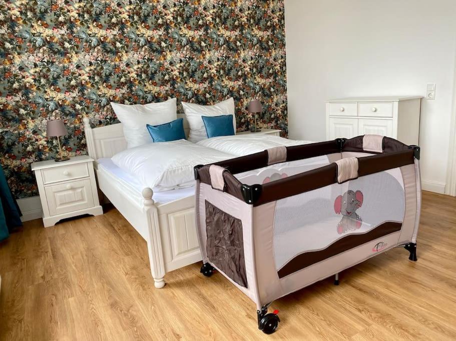 2-Zimmer Zentral In Ferdinandshof, Wlan Modern Екстер'єр фото